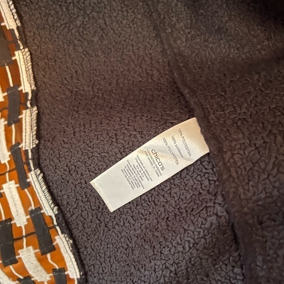 CHICO’s (size 1/med) 3/4 black & white pattern blazer/jacket/coat black/white. - Picture 5 of 12